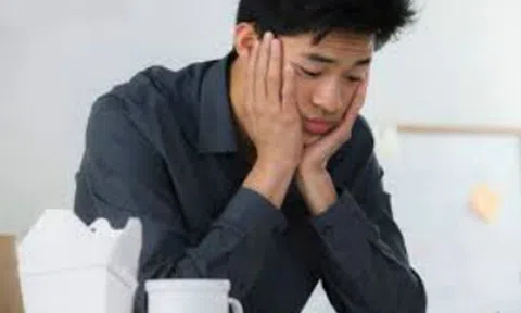 Hơn 20 tuổi, tôi đã tự mua được xe 2 tỷ đồng nhưng giờ lại lạc hướng