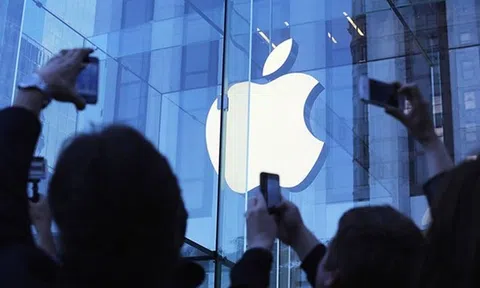 Fox News: Apple trở thành công ty nghìn tỷ USD đầu tiên trên thế giới