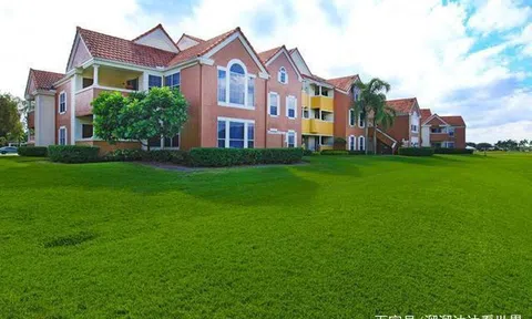 Ngôi làng giàu nhất thế giới: chỉ rộng 82 km² nhưng chứa 1.000 sân golf