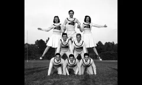 5 thứ vốn dĩ thuộc về đàn ông giờ bị cho là nữ tính và ngược lại