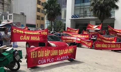 Người dân quây trụ sở Tập đoàn FLC, tố sai phạm tại dự án FLC Garden City Đại Mỗ