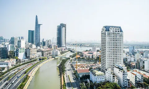 Trào lưu “Tây hóa” các dự án bất động sản: Sính ngoại liệu có hay?