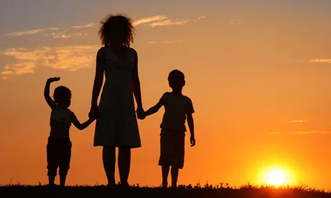 Trào lưu phụ nữ trình độ học vấn cao, quá mệt mỏi vì việc phải đi tìm một người đàn ông của đời mình lựa chọn cách mua tinh trùng làm mẹ đơn thân bùng nổ ở Đan Mạch