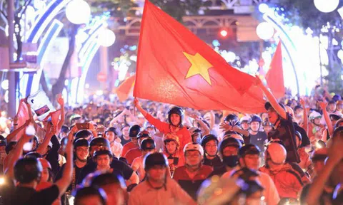 "Tổng giám đốc nhà người ta": Cho cán bộ công nhân viên nghỉ xem bán kết Olympic Việt Nam, được nghỉ nhưng vẫn có lương