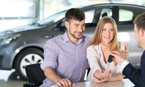 Liệu chồng bạn có phải là người tiêu tiền thông minh, hãy xem cách anh ấy chọn mua xe