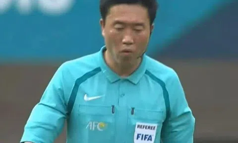 Dân mạng Hàn Quốc: Trọng tài trận Việt Nam - UAE thật đáng xấu hổ
