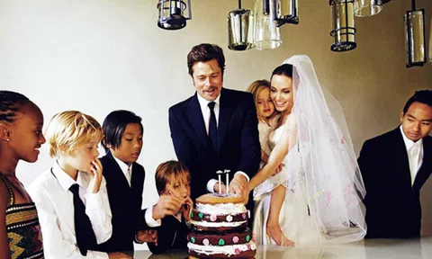 Muôn vàn kiểu hợp đồng tình ái