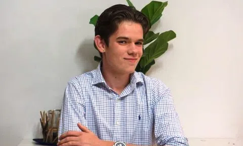 CEO 16 tuổi làm giàu từ thương mại điện tử