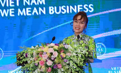 Tỷ phú Nguyễn Thị Phương Thảo: Sân bay thời cách mạng 4.0 không có con người, mà là những 'người máy biết cười'