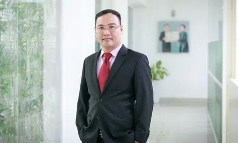 [BizSTORY] Chủ tịch Điện Quang Hồ Quỳnh Hưng: Làm tốt được đãi ngộ phù hợp, đó là luật nhân quả