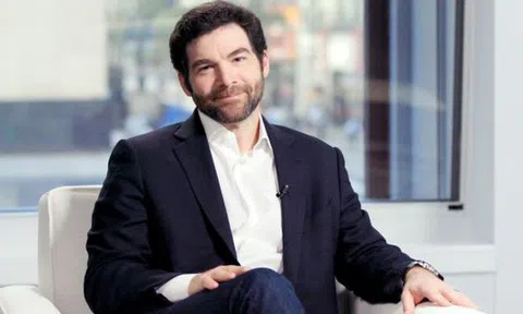 Cách đơn giản giúp CEO LinkedIn "chặn đứng" tình trạng nhân viên làm việc hiệu suất thấp khiến công ty làm ăn "bết bát"
