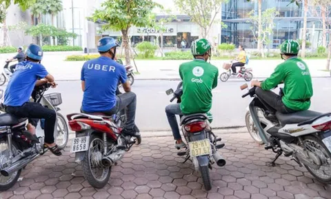 4 năm sau cuộc cách mạng di chuyển của Grab, Uber bạn có nhận ra đi xe ôm bây giờ giá còn chưa đến 1/2 so với ngày trước?