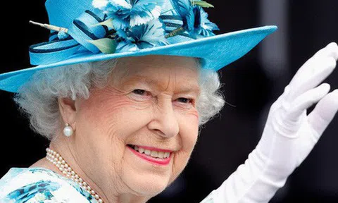 Là người quyền lực và uy nghiêm nhất nước Anh nhưng Nữ hoàng cũng từng có thời thanh xuân dữ dội với những tài lẻ không phải ai cũng biết