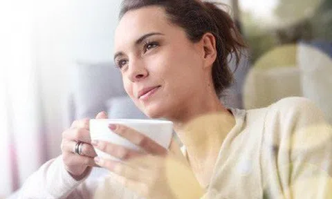 Tập làm quen với 10 thói quen buổi sáng đặc biệt quan trọng sau để giữ trí óc tỉnh táo suốt ngày dài làm việc