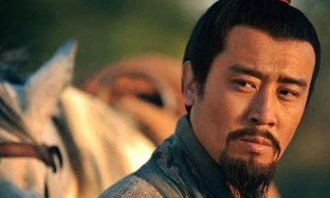 Bài học quý cho người lập nghiệp: Đọc Tam Quốc, 20 tuổi thấy Tào Tháo là người tài giỏi nhất, 40 tuổi thấy Tư Mã Ý xuất chúng nhất, 60 tuổi ngộ ra Lưu Bị mới là người lợi hại nhất