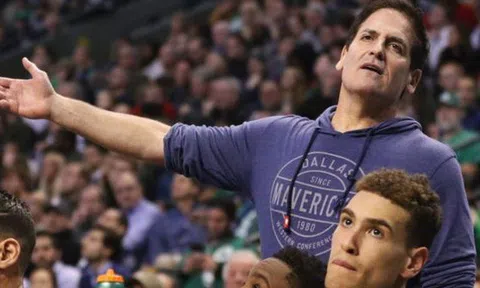 Từng bị sếp sa thải, Mark Cuban đã tự lập công ty riêng, trở thành tỷ phú khi 41 tuổi