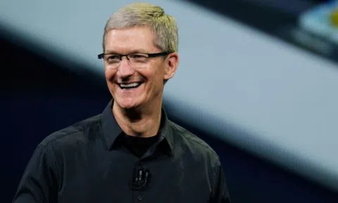 CEO Apple: “Đồng tính là món quà tuyệt vời nhất Chúa tặng cho tôi”
