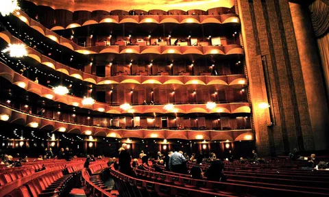 Nhà hát Sydney một thời gây tranh cãi và các biểu tượng văn hóa tầm cỡ