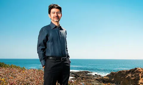 [Hồ sơ doanh nhân] Pierre Omidyar – phép màu thành công trong nháy mắt với eBay