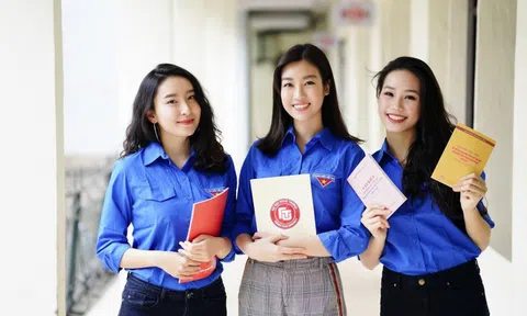 Hoa khôi Ngoại thương: 'Phụ nữ hiện đại thích độc lập bởi đứng trên đôi chân mình mới là vững vàng nhất'