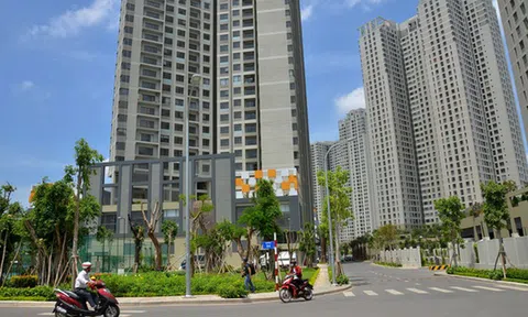 Bộ Xây dựng thừa nhận giới đầu cơ thổi giá nhà đất để thu lợi bất chính