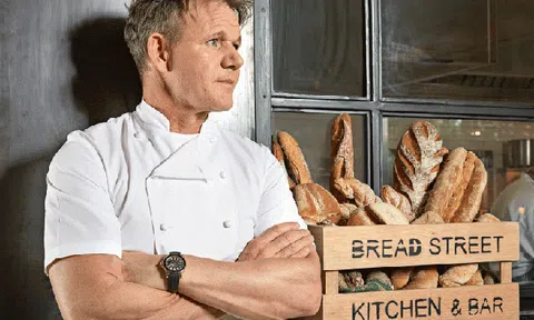 Đầu bếp triệu phú Gordon Ramsay và cách dạy con "không giống ai"