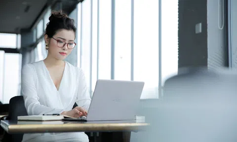 CEO Hoàng Hạnh: Từ mẹ bỉm sữa “tay không” trở thành diễn giả truyền cảm hứng tới hàng ngàn phụ nữ