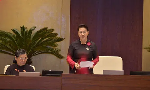 Vụ đổi 100 USD bị phạt 90 triệu: Chủ tịch QH yêu cầu sửa cho dân nhờ