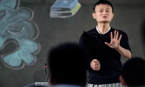Jack Ma khuyên giới doanh nhân “không nên học để thành công”