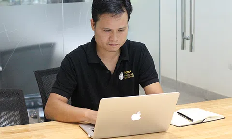 Doanh nhân 8x và nền tảng trực tuyến chia sẻ xe tự lái