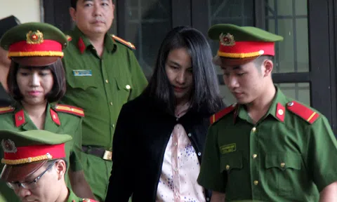 Vì sao 'bóng hồng' trong ổ bạc nghìn tỷ được miễn tội đưa hối lộ?