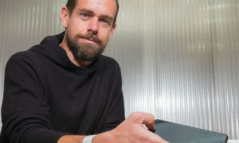 Thức giấc lúc 5h, ngồi thiền 30 phút và không bao giờ dùng thức uống này: Bí quyết thành công tưởng đơn giản nhưng không phải quý ông nào cũng làm được của tỷ phú 41 tuổi