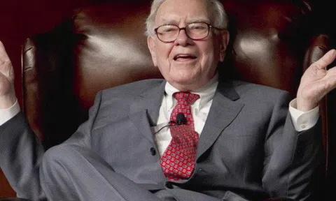 Tỷ phú tài ba Warren Buffett: Chẳng cần học đâu xa, chỉ cần hoàn thiện kỹ năng quen thuộc này là bạn đã bước gần hơn tới thành công