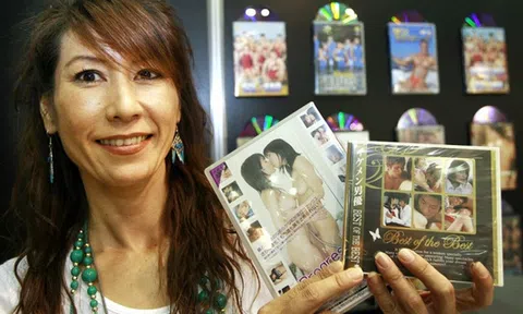 Một ngày làm việc của sao nữ "phim người lớn" ở Nhật diễn ra như thế nào?