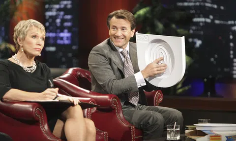 Đổi đời nhờ huấn luyện mèo dùng toilet