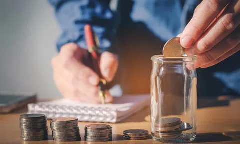 Kế hoạch tài chính thông minh trước năm 30 tuổi: Sự nghiệp ổn định và tài chính vững mạnh trong tầm tay