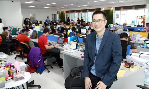 Giấu bố mẹ ở quê bỏ học đại học sau 1 tháng để mở shop bán hàng online, chàng trai giờ là chủ của 2 công ty trị giá hàng triệu USD