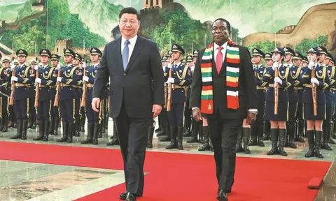 Trung Quốc muốn in tiền mới cho Zimbabwe để đổi lấy kim cương, dầu mỏ