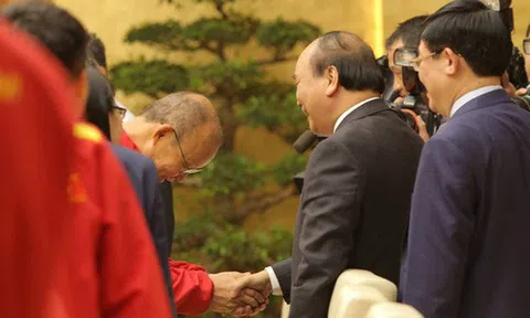 Thủ tướng hỏi sao không có "bầu" Đức tại cuộc tuyên dương?