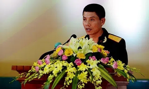 Viettel Post: Phó Chủ tịch đã bán gần hết cổ phiếu, thu về hàng trăm tỷ đồng