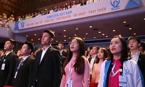 Biến 'danh hiệu' thành 'thương hiệu'