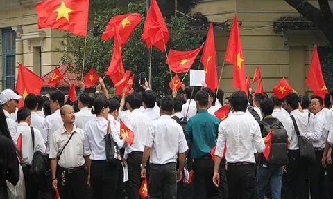 Khi hiệp hội xe ngựa, xe đạp, ô tô có thể kiện máy bay chở khách