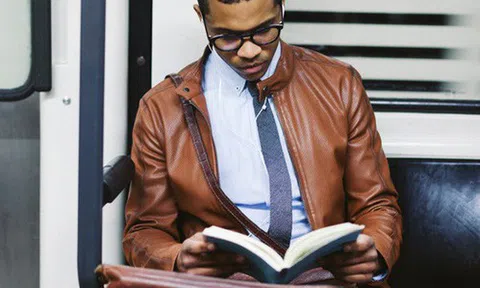 Nếu vẫn đang loay hoay tìm cách để làm việc hiệu quả và trở nên giàu có trong năm mới thì đây là 11 cuốn sách bạn cần đọc từ bây giờ