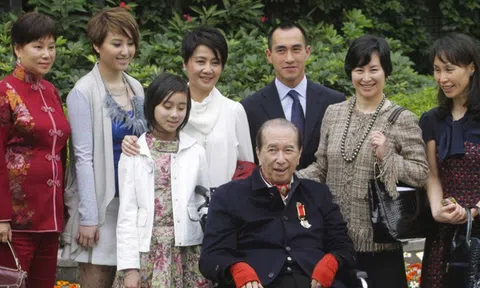 Giấy phép kinh doanh sắp hết hạn, trùm sòng bài 97 tuổi cùng 4 bà vợ và 17 người con đứng trước thách thức hồi sinh đế chế casino hùng mạnh nhất Macau