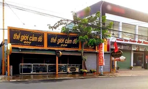 Tấm biển hiệu gây hiểu lầm Thế Giới Di Động nhảy sang lĩnh vực… cầm đồ
