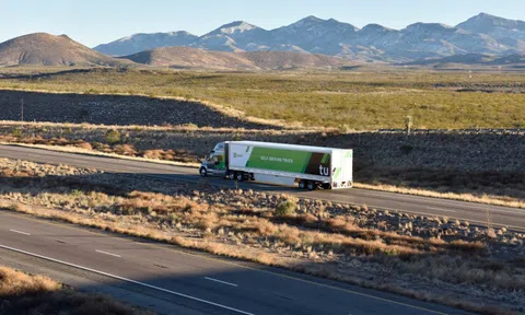 TuSimple - startup vận tải đánh bại Waymo và Tesla trong lĩnh vực xe tải tự lái