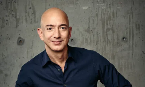 Jeff Bezos: Đừng theo đuổi đam mê, đam mê sẽ tự tìm đến bạn