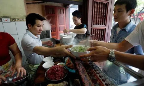 Qua 1 đêm: Chủ quán phở, xưởng đậu phụ... bỗng thành giám đốc