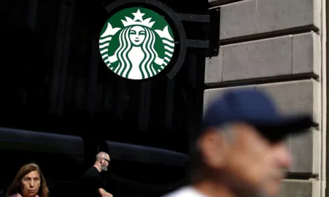 Đế chế tỷ đô Starbuck tìm cách kéo khách hàng trở lại