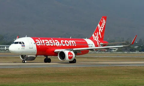 AirAsia tố "kỳ lân" Traveloka chơi xấu, tuyên bố "cạch mặt" và nhắn nhủ: Không nên để sự độc quyền giết chết cạnh tranh!